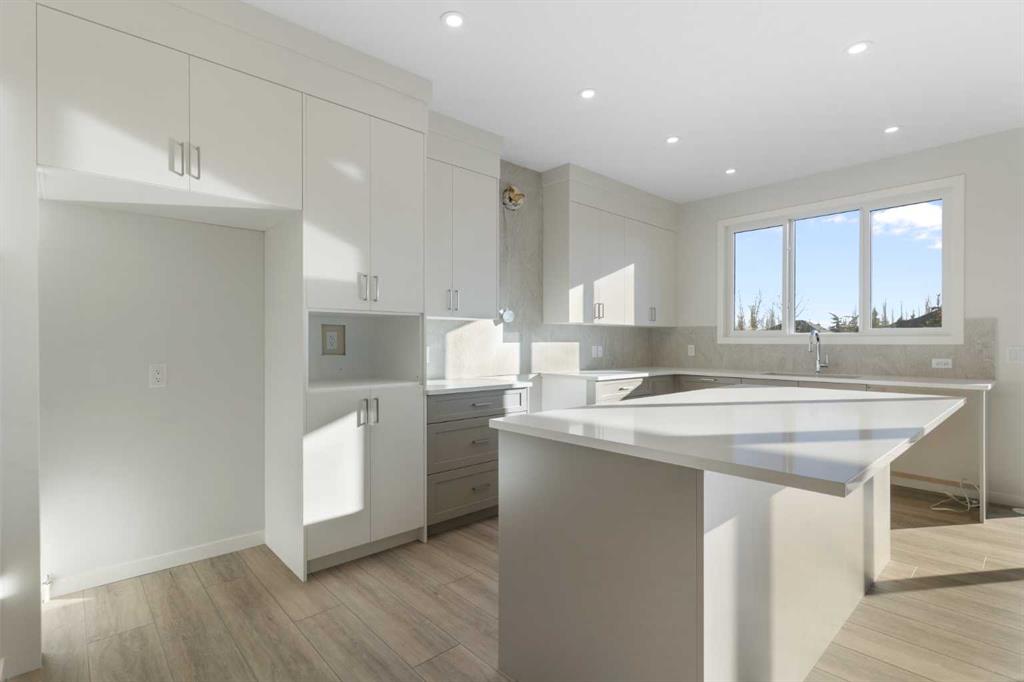 Fifth View of 218 West Grove Lane SW, West Springs, Calgary, Alberta, T3H 6E3