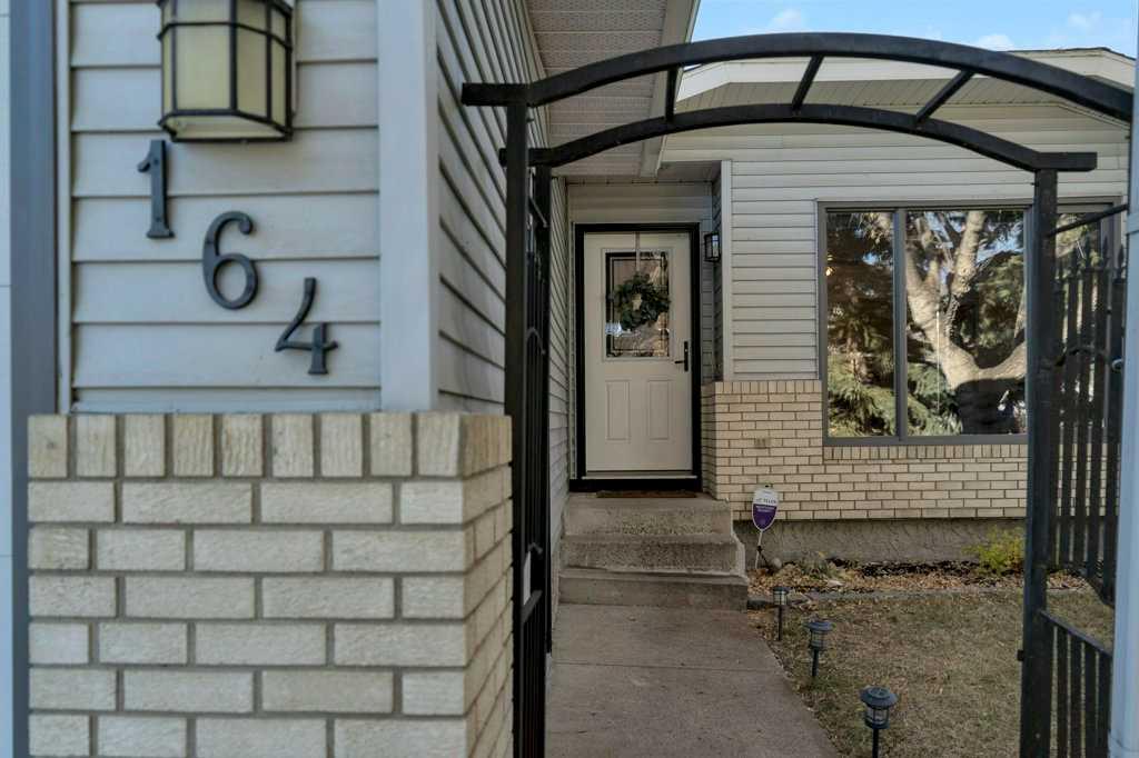 Third View of 164 Mckerrell Crescent SE, McKenzie Lake, Calgary, Alberta, T2Z 1M9