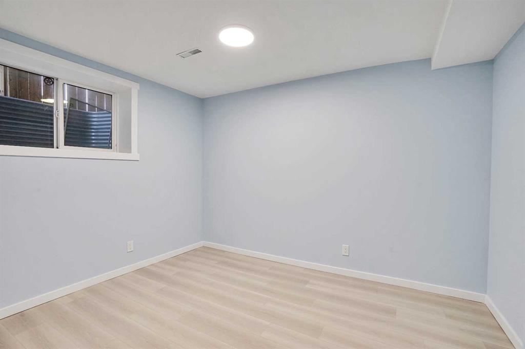 Fourth View of 229 Luxstone Way SW, Luxstone, Airdrie, Alberta, T4B 0H8