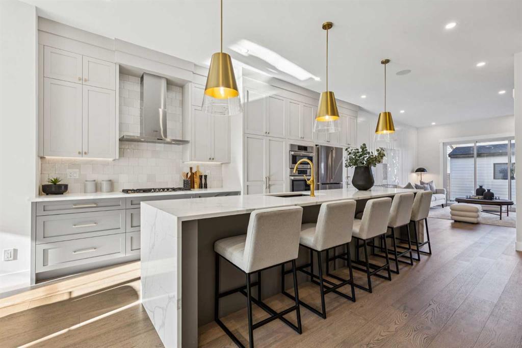 1726 19 Avenue NW, A2269763, Alberta,