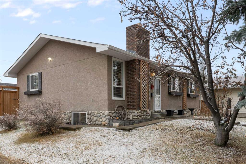 Third View of 431 Queensland Circle SE, Queensland, Calgary, Alberta, T2J 4P5