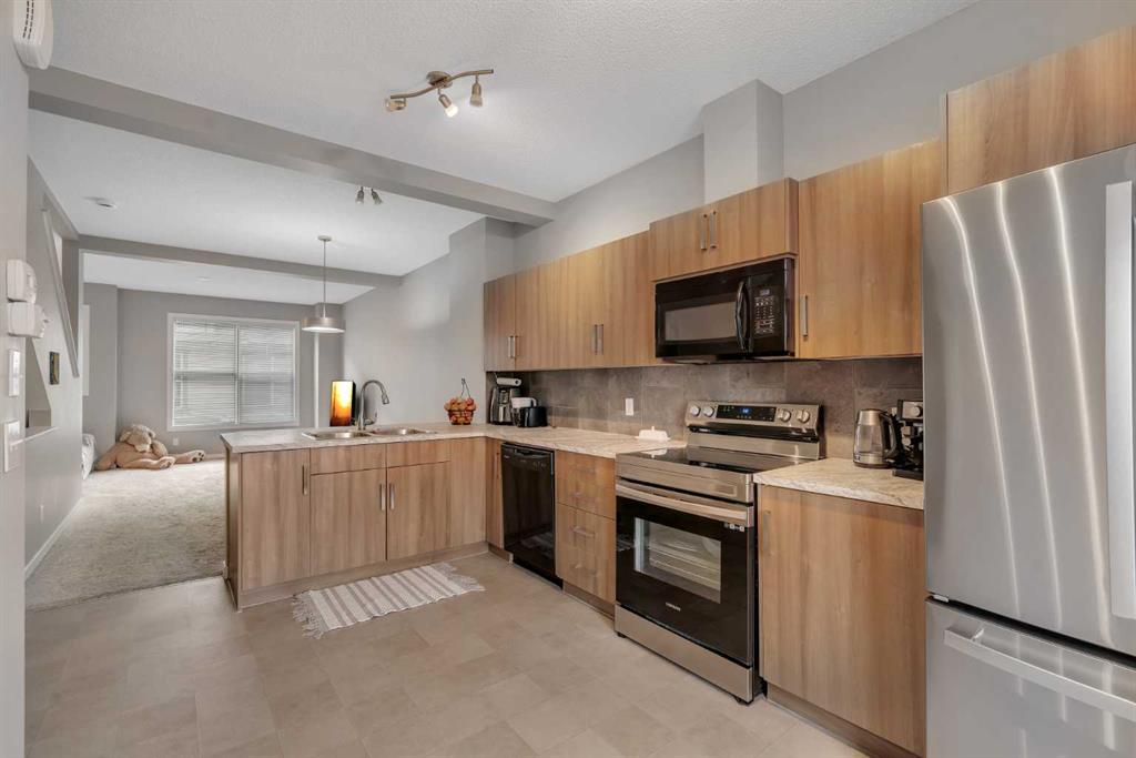 Fifth View of 34 New Brighton Point SE, New Brighton, Calgary, Alberta, T2Z 1B6