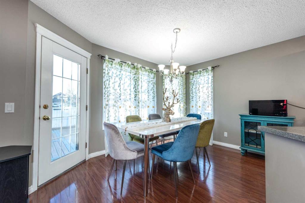 Fifth View of 25 Hidden Valley Manor NW, Hidden Valley, Calgary, Alberta, T3A5V4