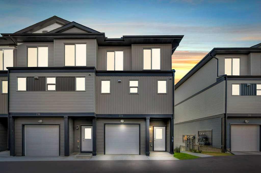 214 Corner Meadows Square , A2269984, Alberta,