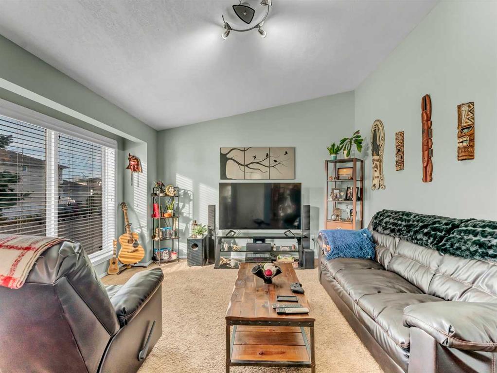 Fifth View of 135 Sage Close SE, SE Southridge, Medicine Hat, Alberta, T1B4H4