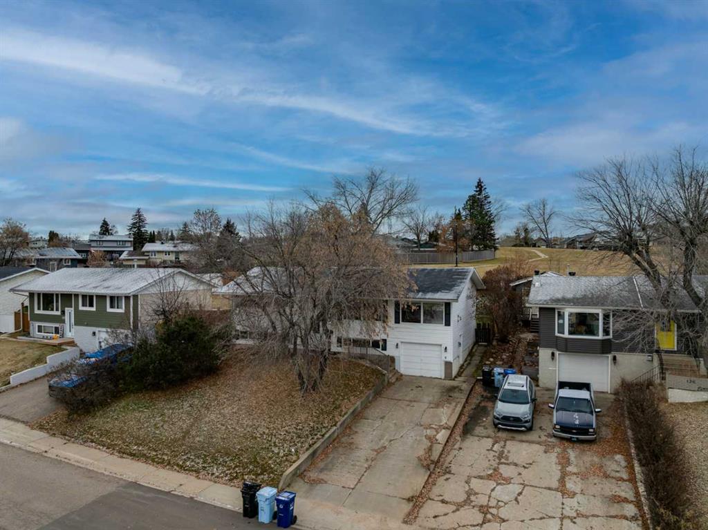 121 Beaconwood Place , A2270008, Alberta,