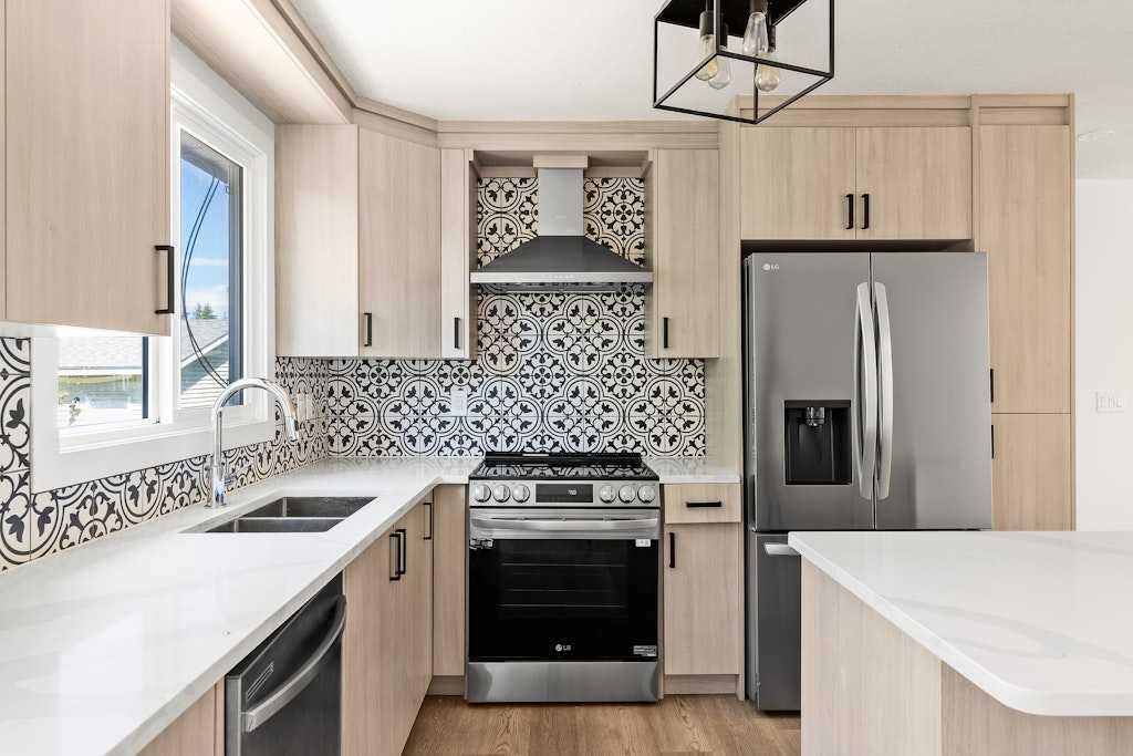 856 Rundlecairn Way NE, A2270035, Alberta,