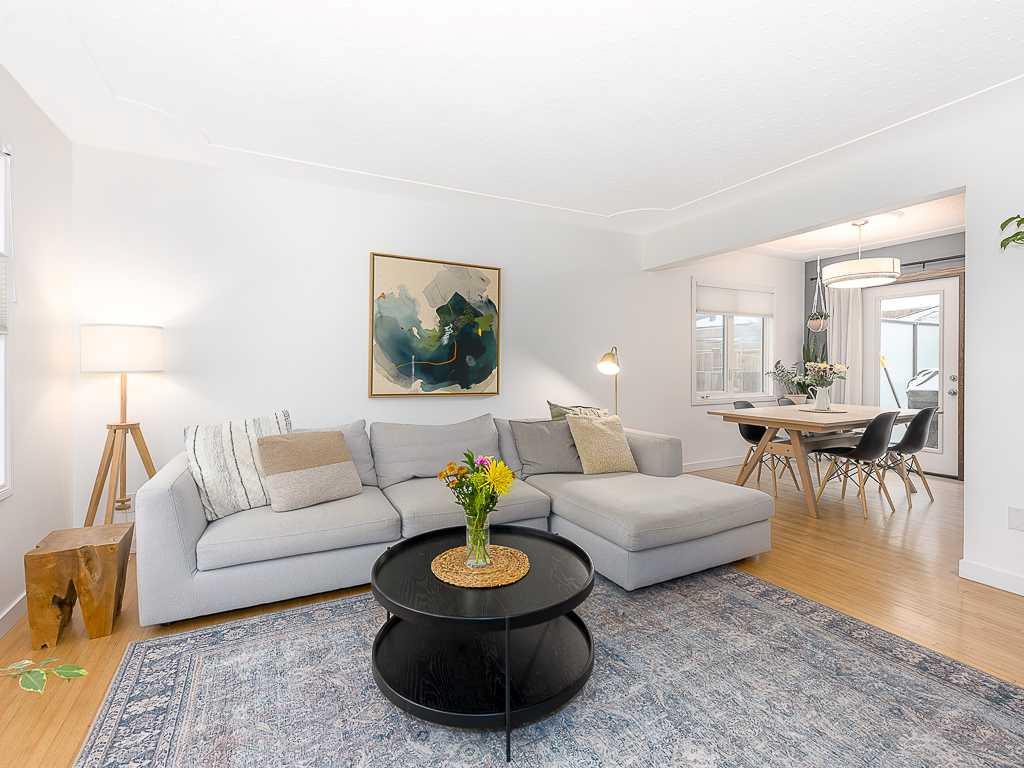 Fifth View of 5927 Thornton Road NW, Thorncliffe, Calgary, Alberta, T2K3C3