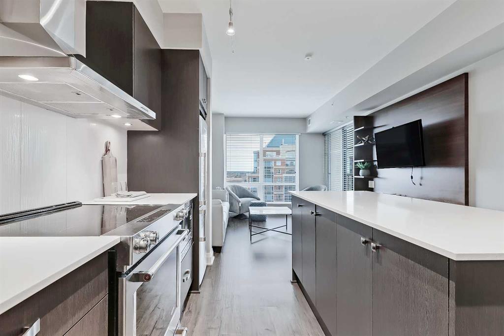 Fifth View of 2404, 930 6 Avenue SW, Downtown Commercial Core, Calgary, Alberta, T2P 1J3