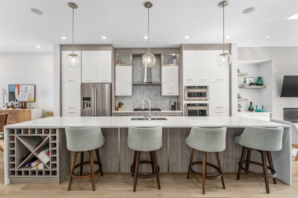 Fifth View of 2432 32 Street SW, Killarney/Glengarry, Calgary, Alberta, T3E 2R7