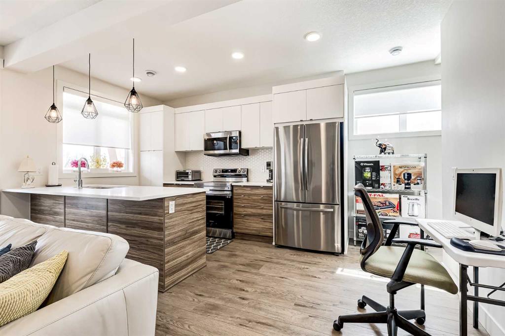 511, 10060 46 Street NE, A2270216, Alberta,