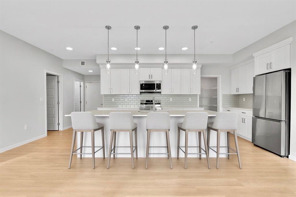 2302, 220 Seton Grove SE, A2270273, Alberta,