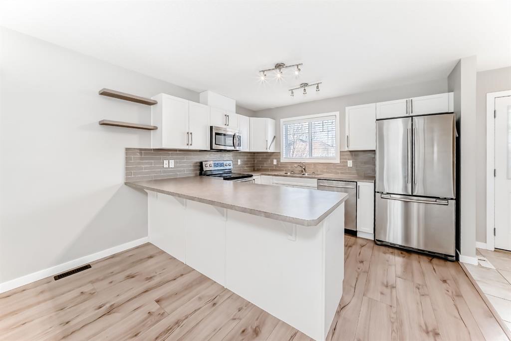 Third View of 115 Sunset Road , Sunset Ridge, Cochrane, Alberta, T4C 0Z9