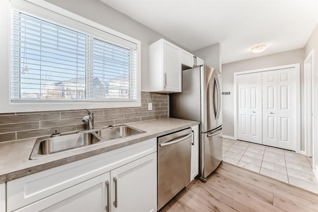 Fourth View of 115 Sunset Road , Sunset Ridge, Cochrane, Alberta, T4C 0Z9