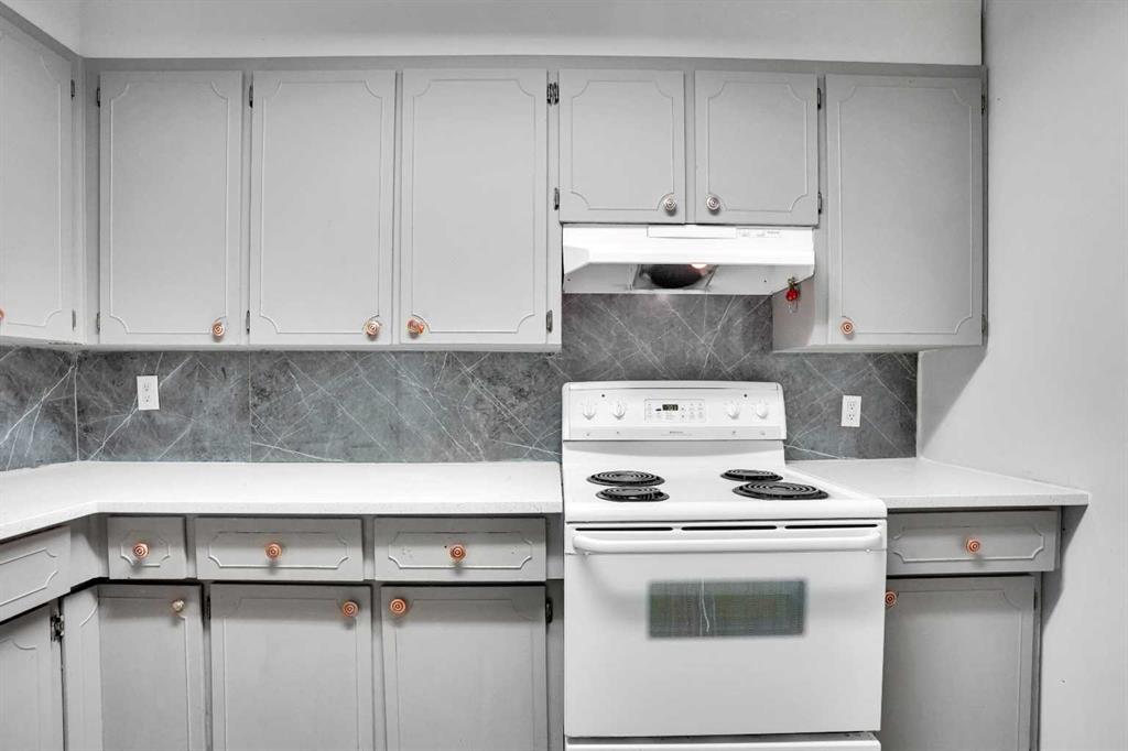 Fifth View of 52 Pennsburg Way SE, Penbrooke Meadows, Calgary, Alberta, T2A 2J5