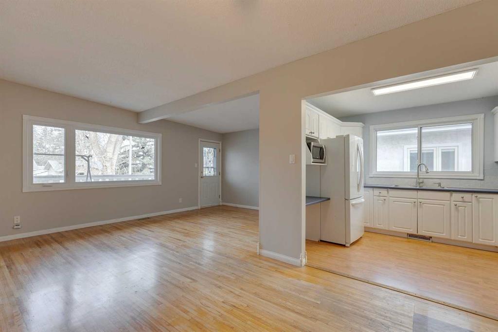 Third View of 7329 35 Avenue NW, Bowness, Calgary, Alberta, T3B1T2