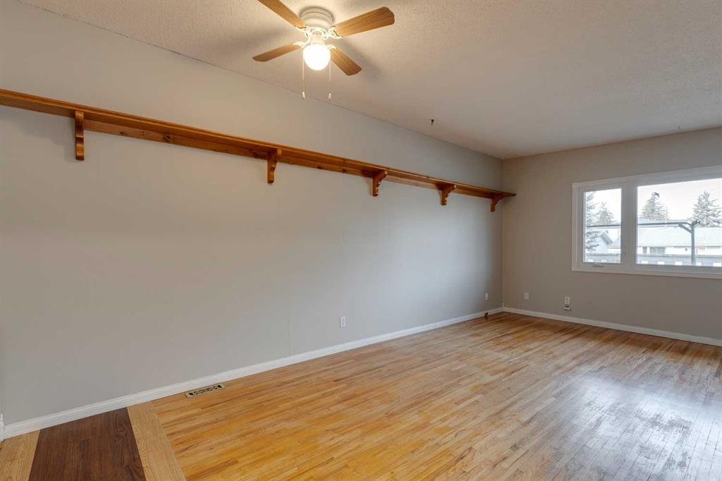 Fifth View of 7329 35 Avenue NW, Bowness, Calgary, Alberta, T3B1T2