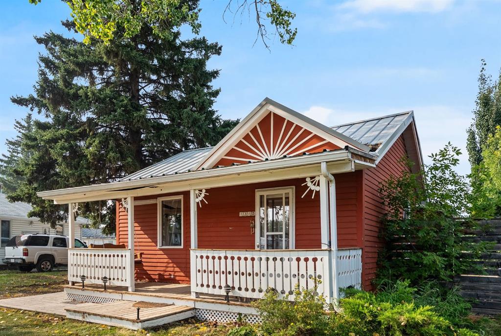 1310 Centre Street , A2270344, Alberta,