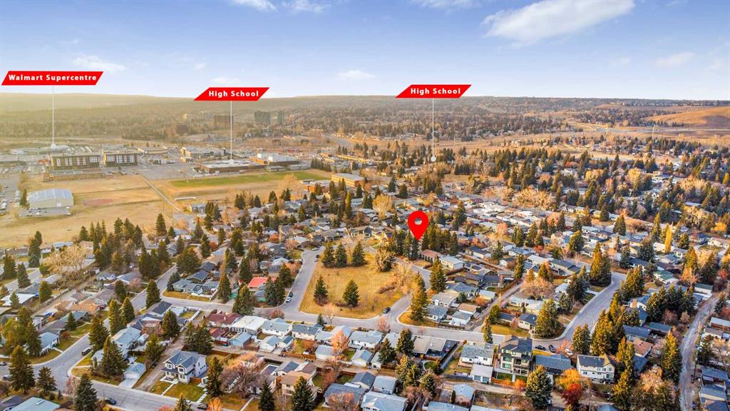 Third View of 5111 Barron Crescent NW, Brentwood, Calgary, Alberta, T2L1T8