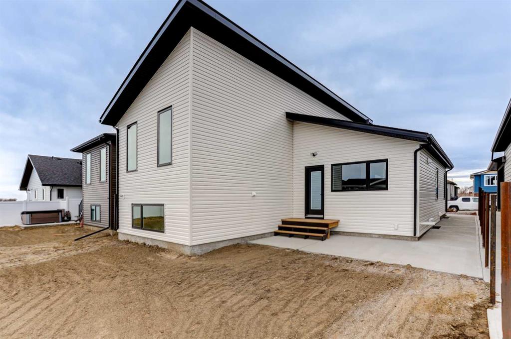Fifth View of 612 Parkside Green , NONE, Coaldale, Alberta, T1M0B2