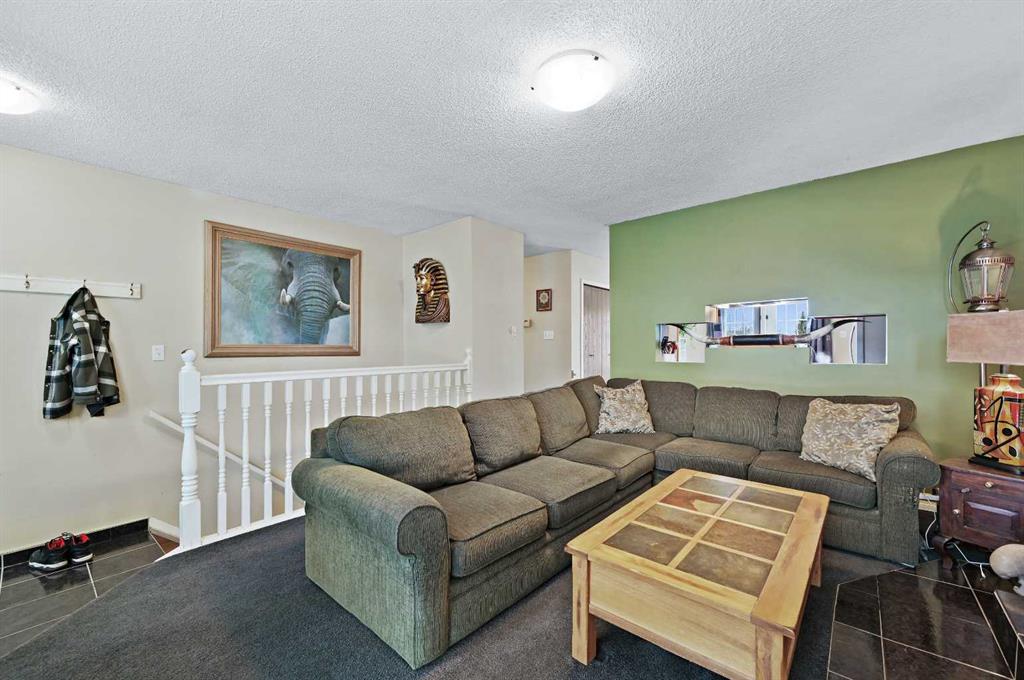 Fifth View of 412 Madison Drive , NONE, Irricana, Alberta, T0M 1B0