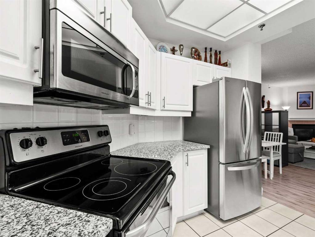 Fourth View of 105, 820 15 Avenue SW, Beltline, Calgary, Alberta, T2R0S1