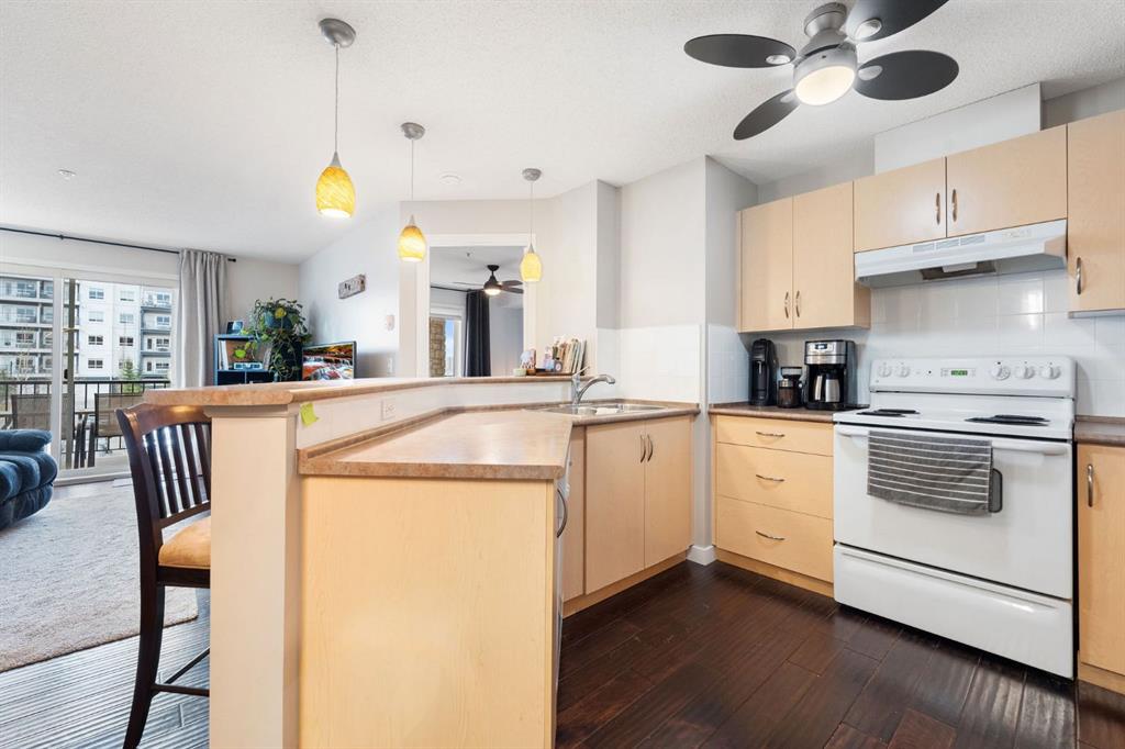 Third View of 2218, 505 Railway Street W, Downtown, Cochrane, Alberta, t4c2k9