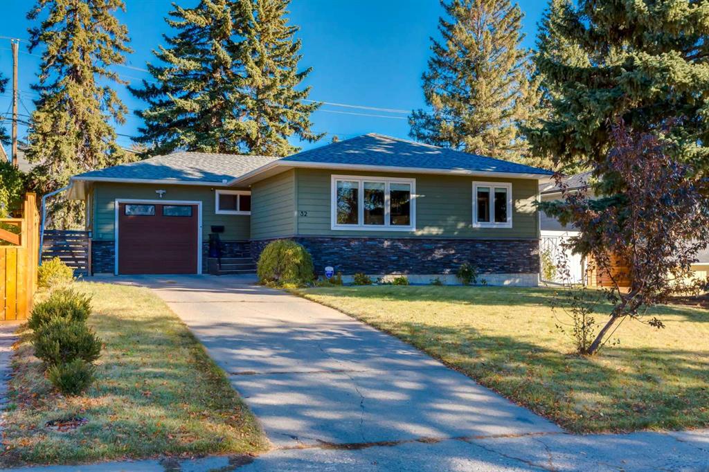 Main View of 32 Calandar Road NW, Collingwood, Calgary, Alberta, T2L0P6