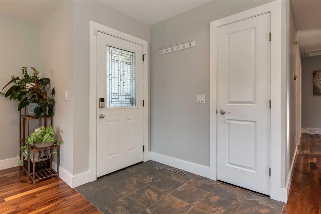 Third View of 32 Calandar Road NW, Collingwood, Calgary, Alberta, T2L0P6