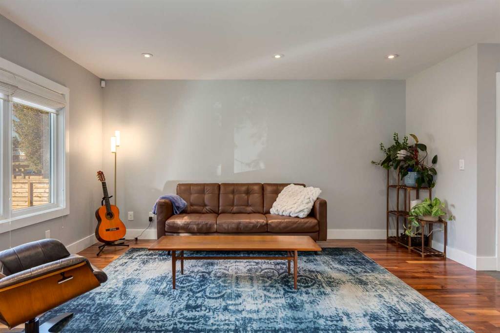 Fifth View of 32 Calandar Road NW, Collingwood, Calgary, Alberta, T2L0P6