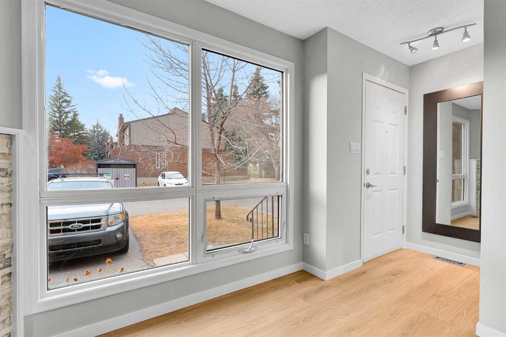 Fifth View of 46, 9908 Bonaventure Drive SE, Willow Park, Calgary, Alberta, T2N 1C1