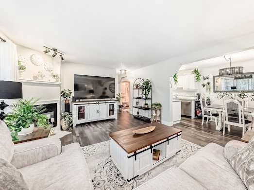 Fifth View of 314, 5326 47 Avenue , Downtown Red Deer, Red Deer, Alberta, T4N3R2