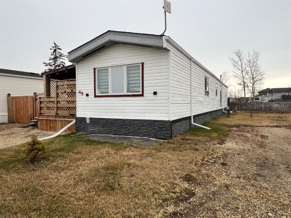 Third View of 48, 9824 104 Avenue , NONE, Clairmont, Alberta, t8x 5a9