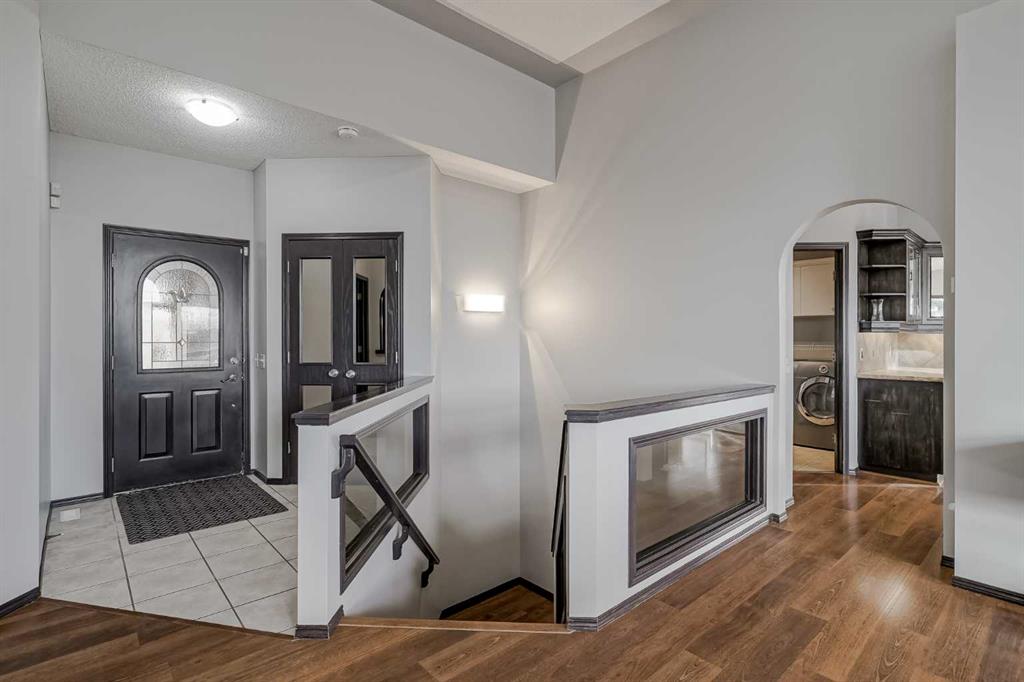 Fifth View of 60 Mckenzie Lake Crescent SE, McKenzie Lake, Calgary, Alberta, T2Z 2P1