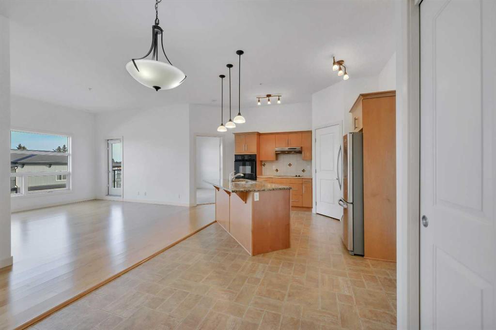 Fifth View of 411, 5110 36 Street , South Hill, Red Deer, Alberta, T4N 0T2