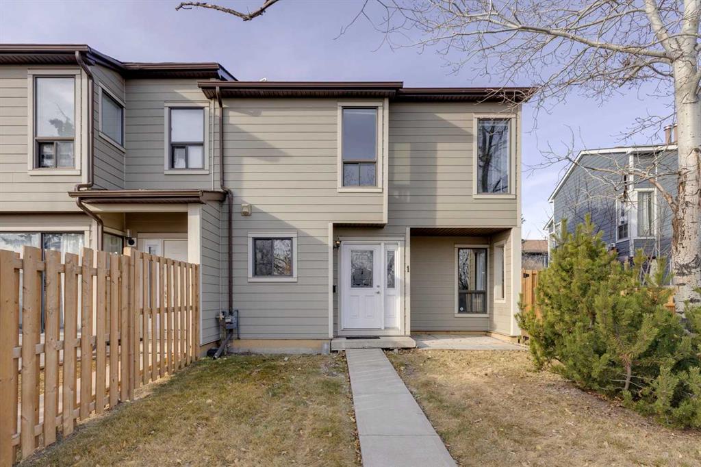 Second View of 1, 102 Grier Terrace NE, Greenview, Calgary, Alberta, T2K 5Y6