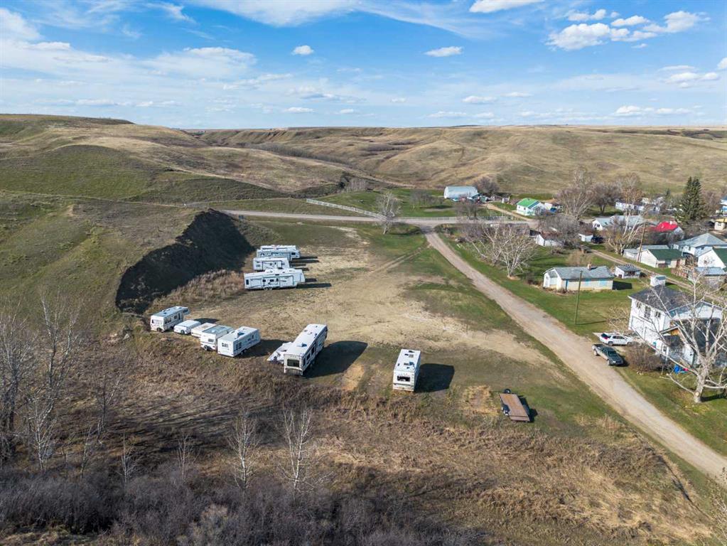 422 Elgin Avenue , A2270649, Alberta,