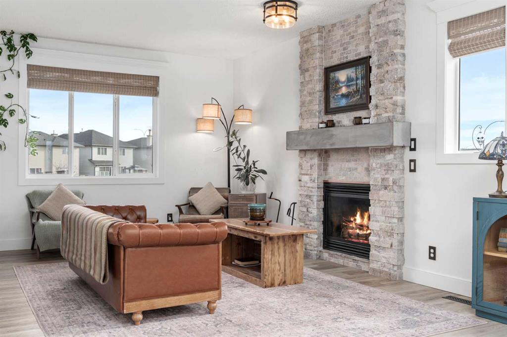 18 Cimarron Grove Bay , A2270676, Alberta,