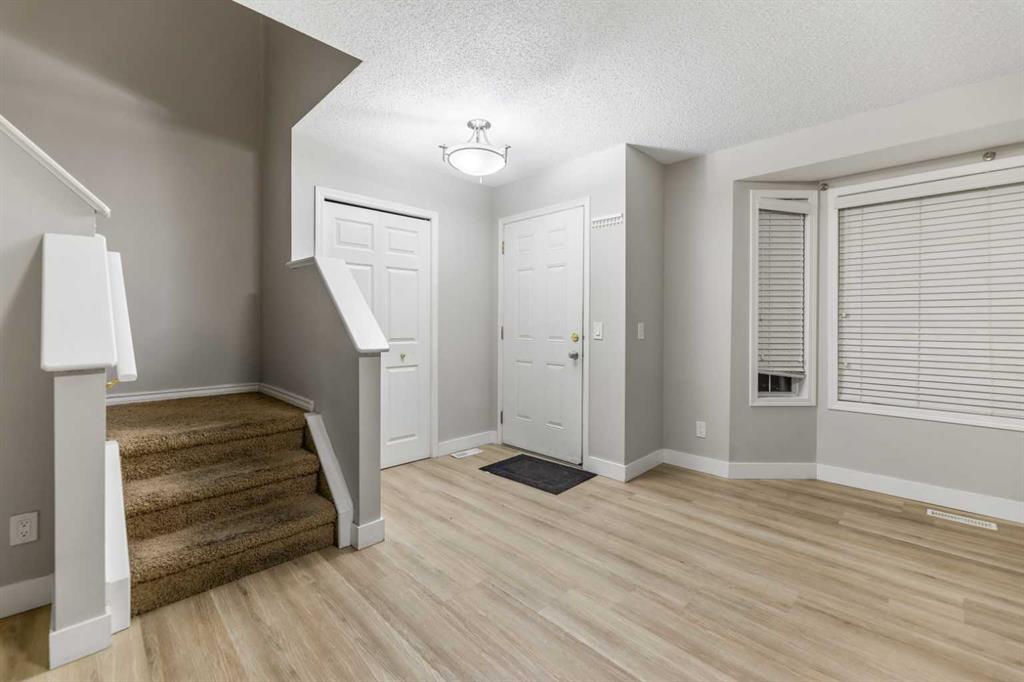 Fifth View of 59 Saddlemont Manor NE, Saddle Ridge, Calgary, Alberta, T3J 4Z5