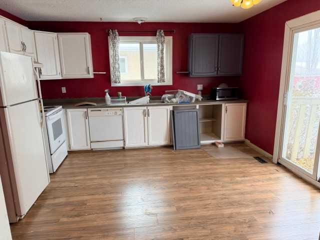 Fourth View of 14 Eagle Road , Fairway Heights, Lacombe, Alberta, T4L 1S2