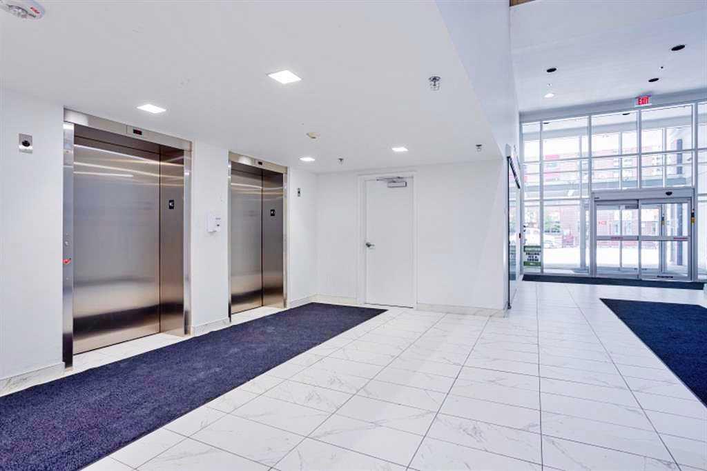 Fourth View of 1020,1010,220, 634 6 Avenue SW, Downtown Commercial Core, Calgary, Alberta, T2P 0S4