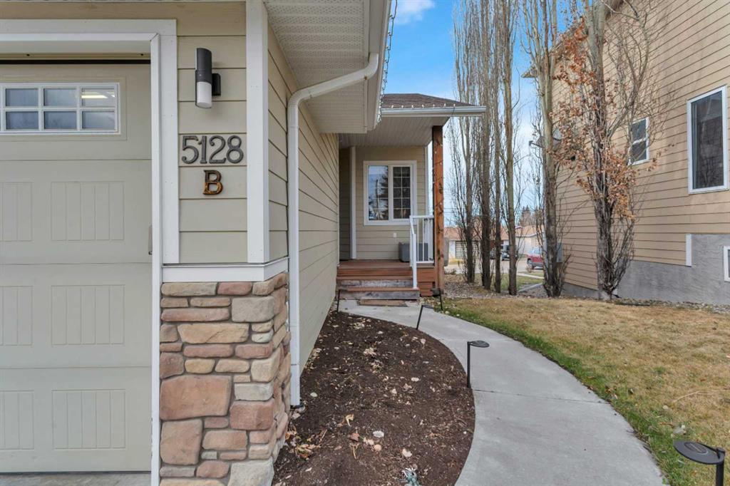 Third View of 5128B 52 Street , Rocky Mtn House, Rocky Mountain House, Alberta, T4T 1E3