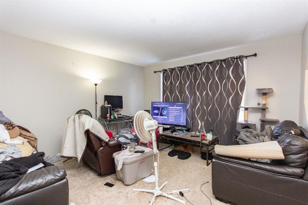 Third View of 19 Gibson Close , Glendale, Red Deer, Alberta, T4P 2Z3