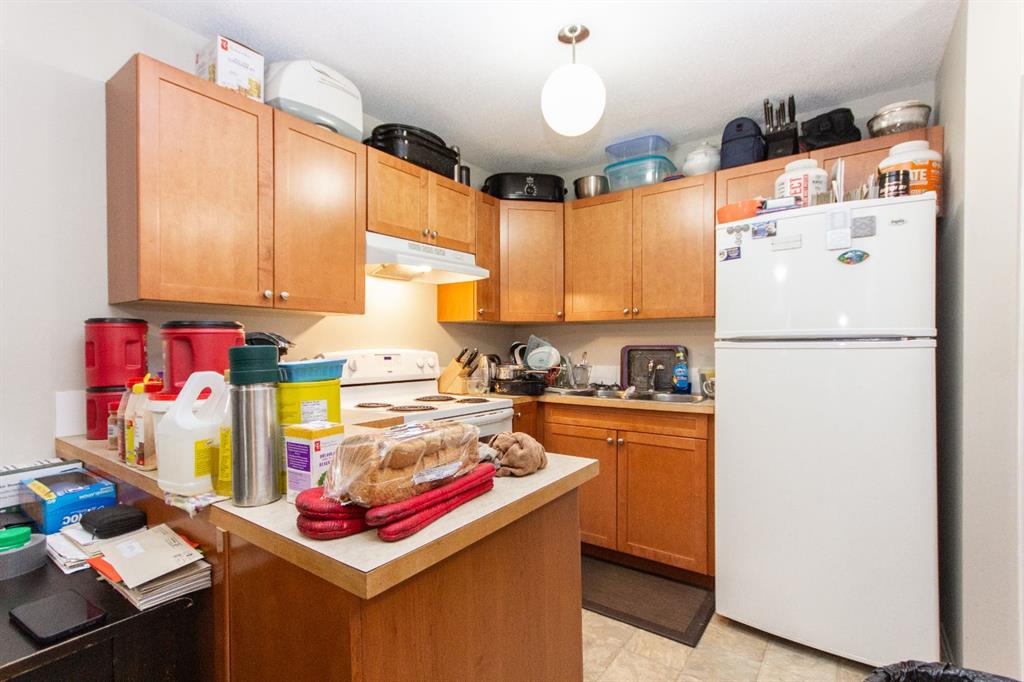 Fifth View of 19 Gibson Close , Glendale, Red Deer, Alberta, T4P 2Z3