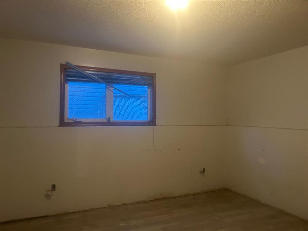 Fifth View of 821 Bankview Drive , Bankview, Drumheller, Alberta, T0J0Y6