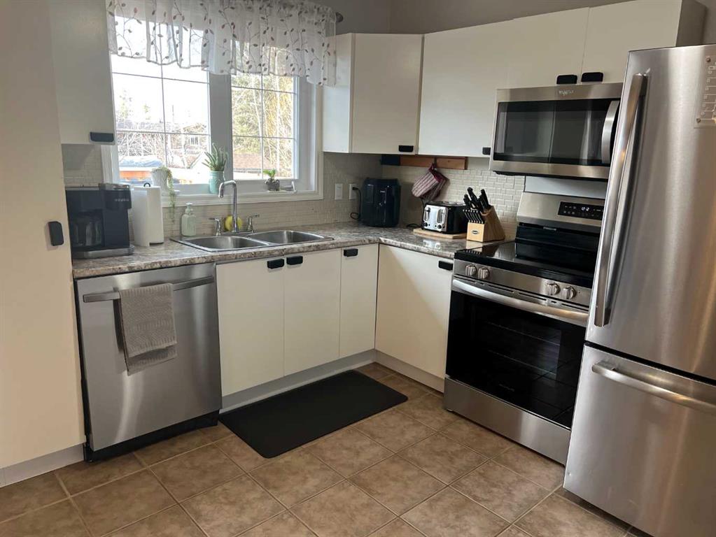 Third View of 237 Cochrane Crescent , Thickwood, Fort McMurray, Alberta, T9K 1J6