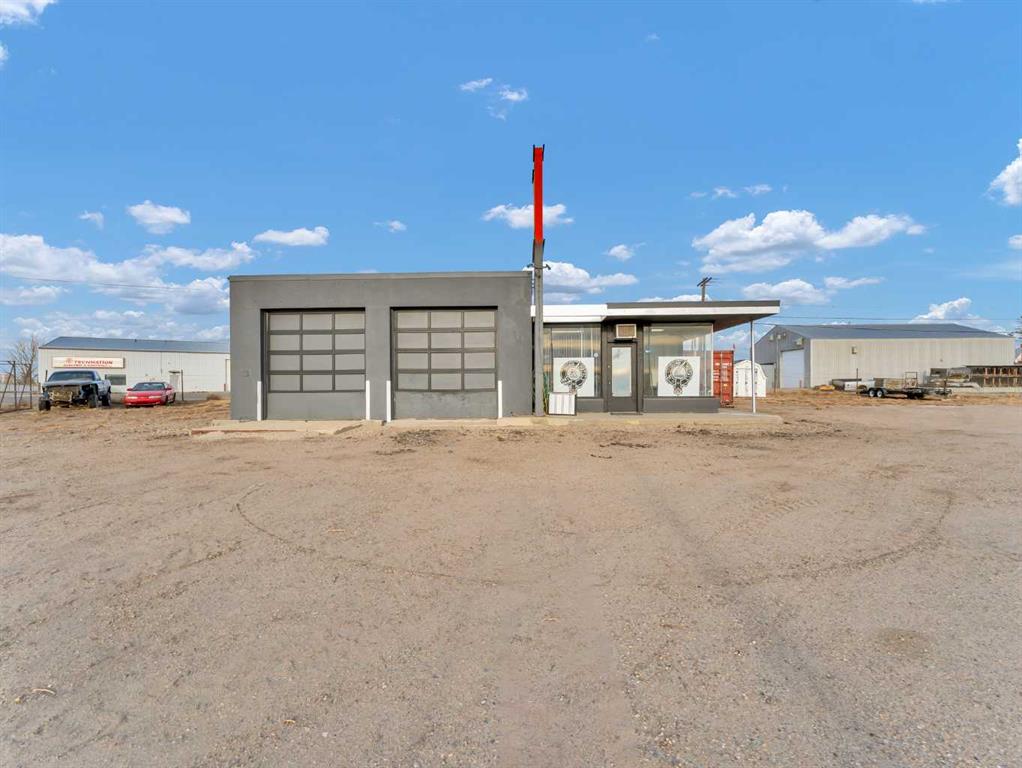 Second View of 802 & 806 Highway Avenue NE, NONE, Redcliff, Alberta, T0J 2P0