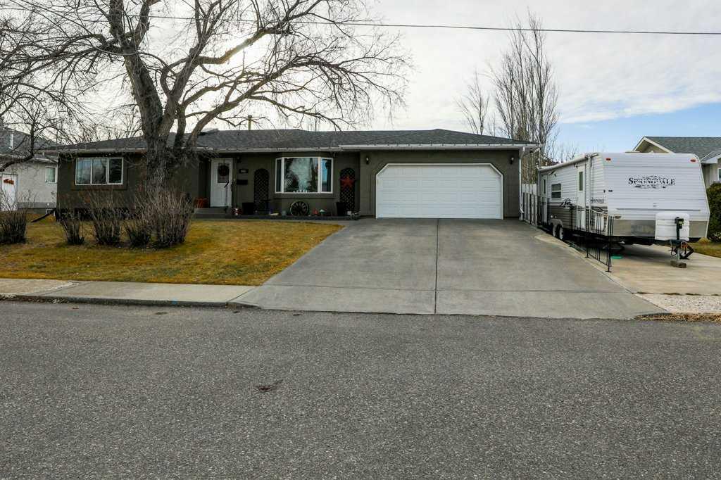 562 27 Street  , A2270888, Alberta,