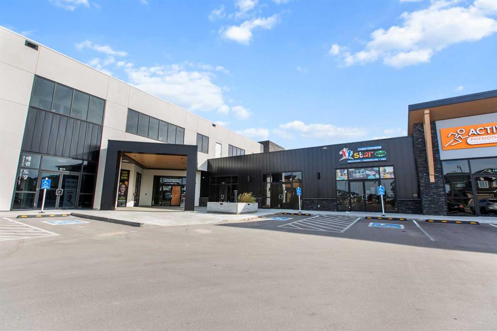 Fifth View of 1112, 20 Dawson Wharf Mount , Dawson's Landing, Chestermere, Alberta, T1X 2Z5