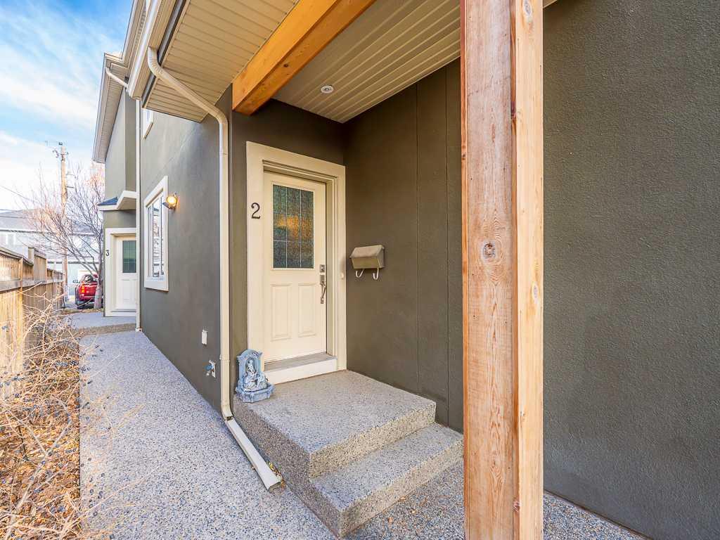 Third View of 2, 126 27 Avenue NW, Tuxedo Park, Calgary, Alberta, T2M 2H2